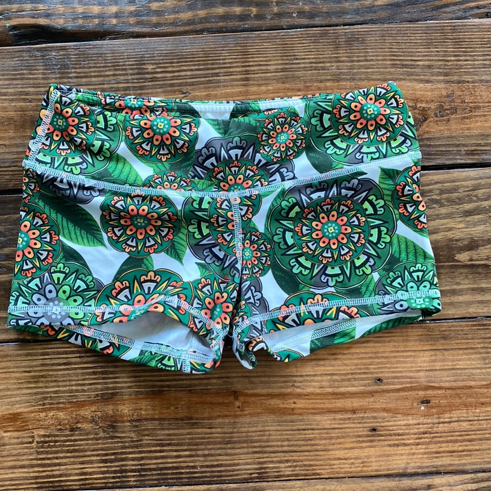 Fleo Manders Mandala Shorts